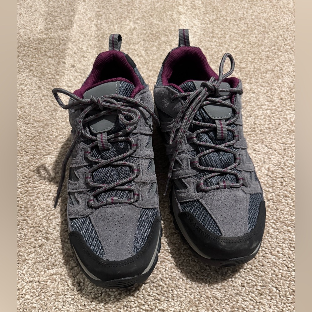 Columbia Waterproof Crestwood hiking shoes